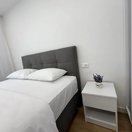 Ema Appartement Makarska